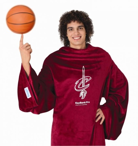 cleveland give away lots of snuggies