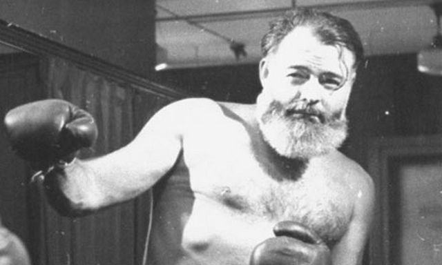  Ernest Hemingway