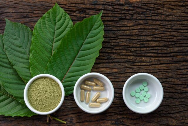 6 Benefits of Buying From Your Local Kratom Store
